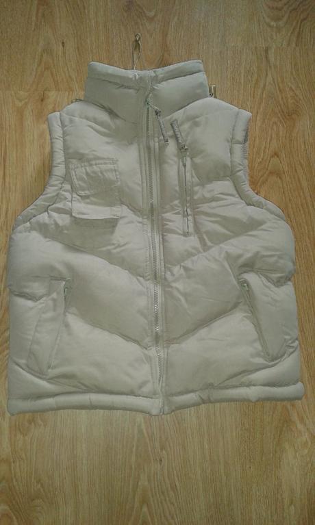 Teplá vesta 122, 122