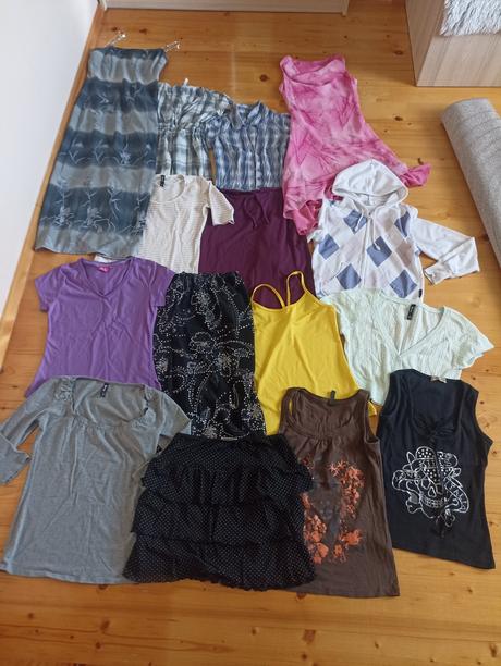 Balík dámskeho oblečenia veľ. s, s