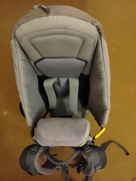 Turistický nosič, deuter