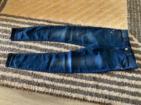 Skinny rifle s cvokmi, reserved,140