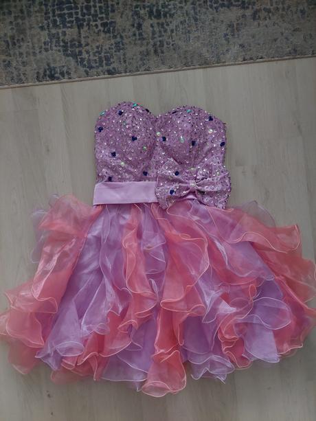 Spoločenské šaty s, s