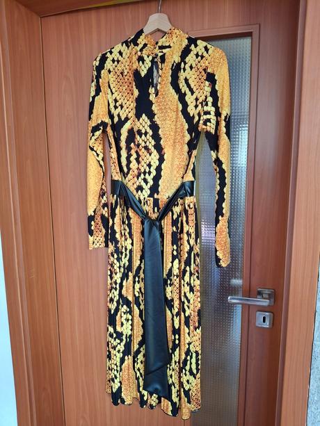 Zaujímavé šaty, bonprix,40