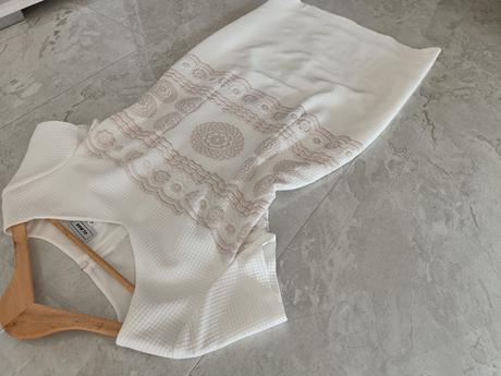 Púzdrové šaty zn. ulmar, 42