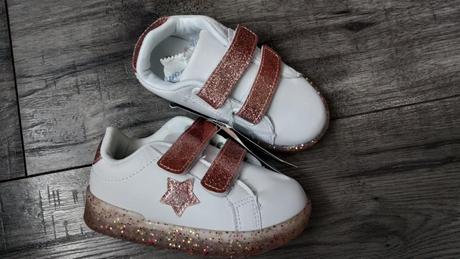 Nové blikajúce tenisky zn. alive, 23