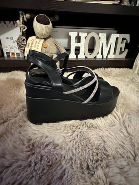 Stylove damske nove sandalky na platforme, 38