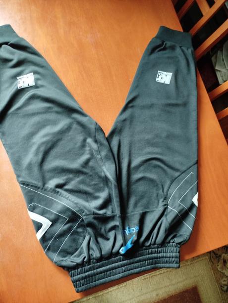 Športové trištvrťáky., s