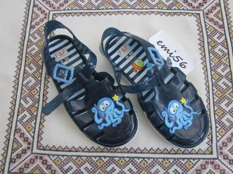 2368. gum. sandálky, f&f,28