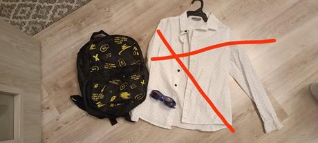 Oblečenie veľkosť 134/140+ruksak a slnečné okuliar, 122–134