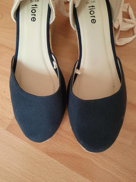 Dámske sandále, 38