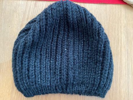 Čiapka guess nenosena, guess