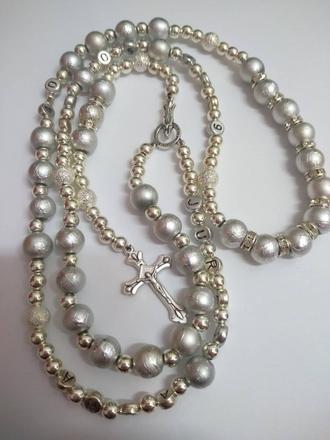 Ruženec s menom a dátumom e076,