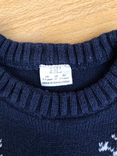 Vianocny svetrik, 98