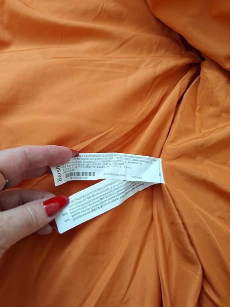 Bunda zn.bershka, bershka,m