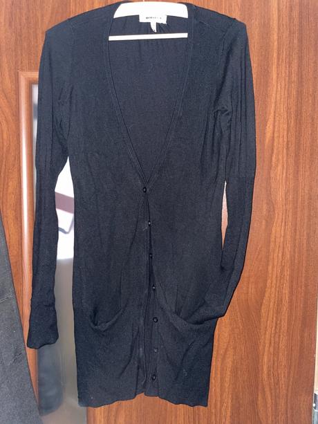 Tenký dlhší kardigan alebo svetrík, bershka,s