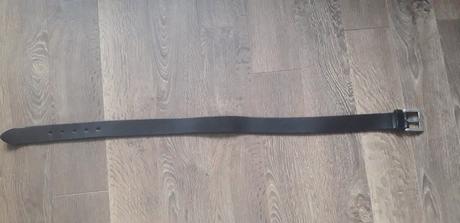 2 ks kožené opasky,