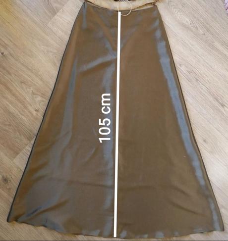 Príležitostné šaty, 38