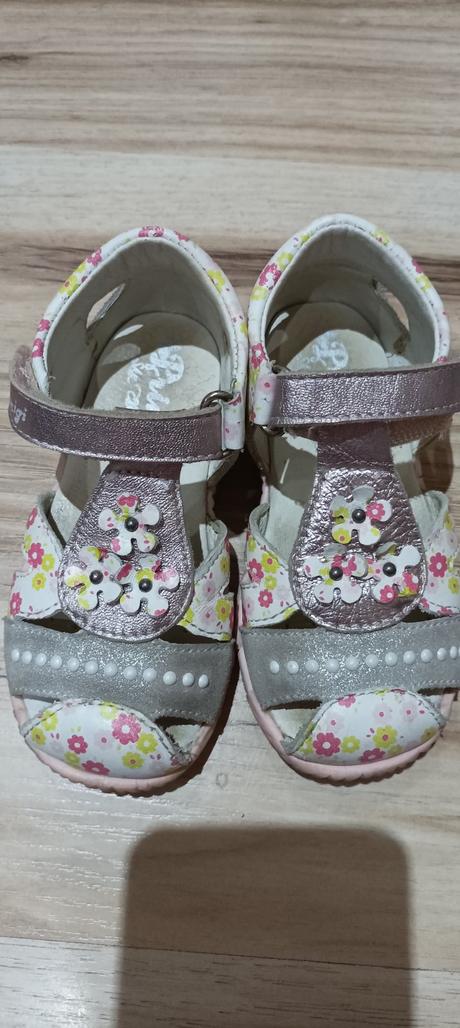 Sandálky, primigi,24
