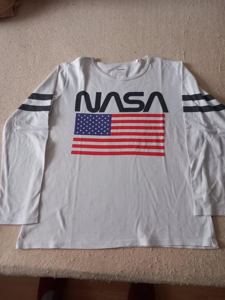 Predám pyžamo, sinsay,152