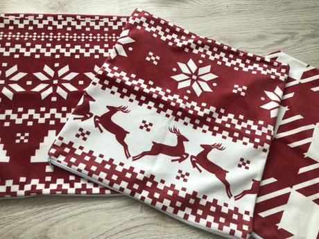 Obliečky na vankúš s vianočným motívom 3ks, 