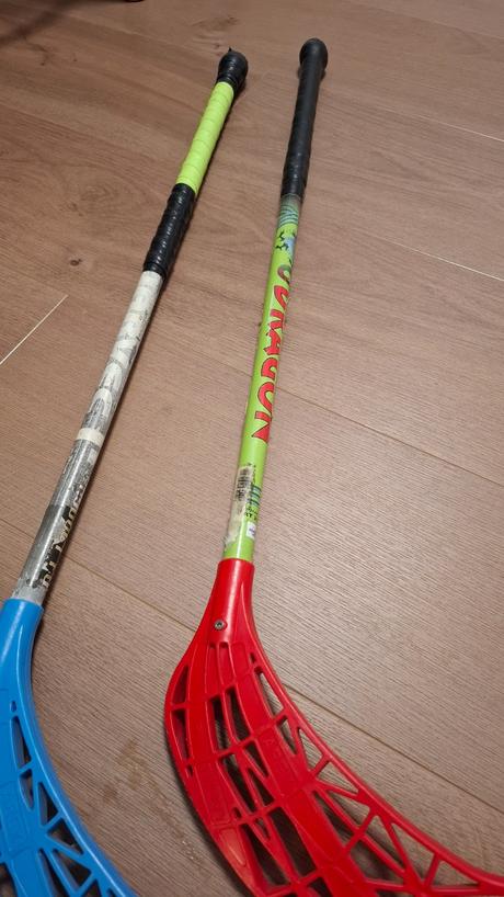 Florbalove hokejky do 8-9r,