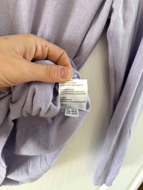 Fialový sveter zo zmesi hodvábu, bavlny a kašmíru, l