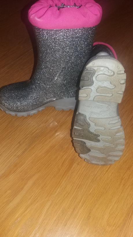 Strieborne gumaciky, 21