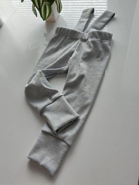 Rebrované, rastúce legínky na traky, 80