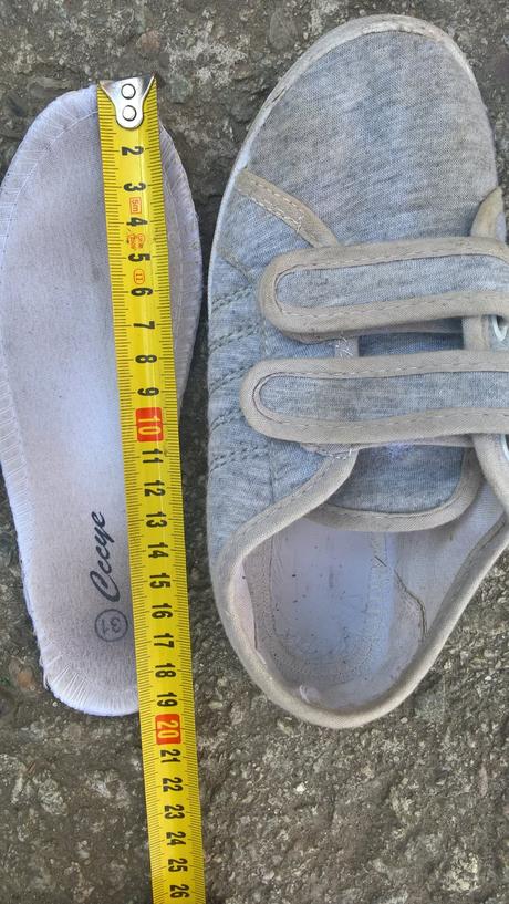 3x plátenky na dvor, 30