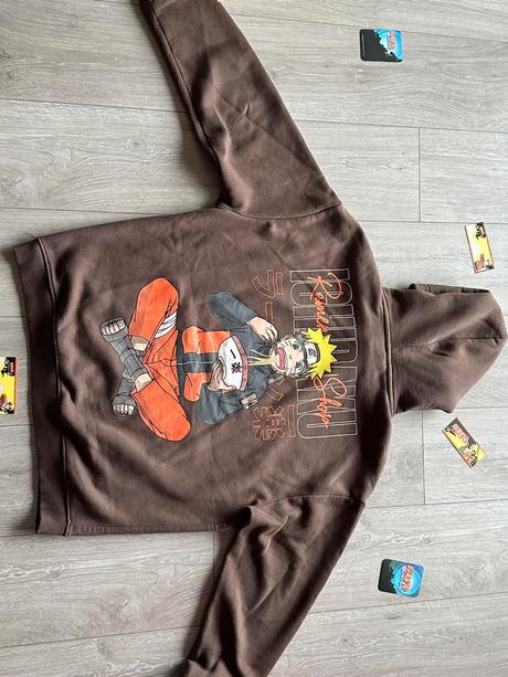 Naruto mikina, pull&bear,l