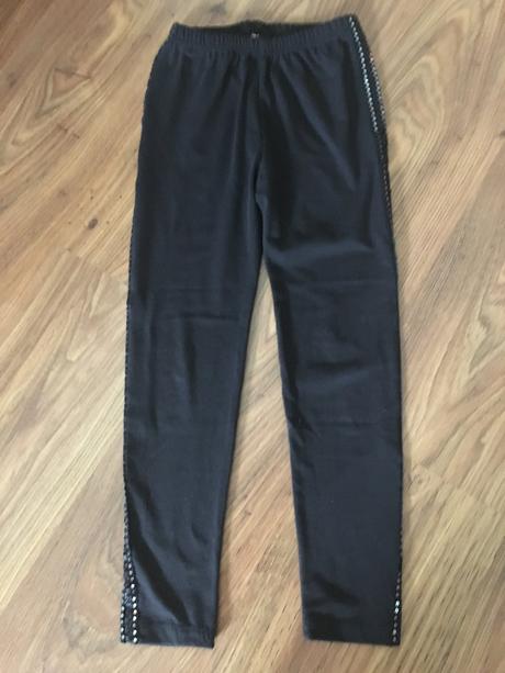 Legíny s flitrami, 134