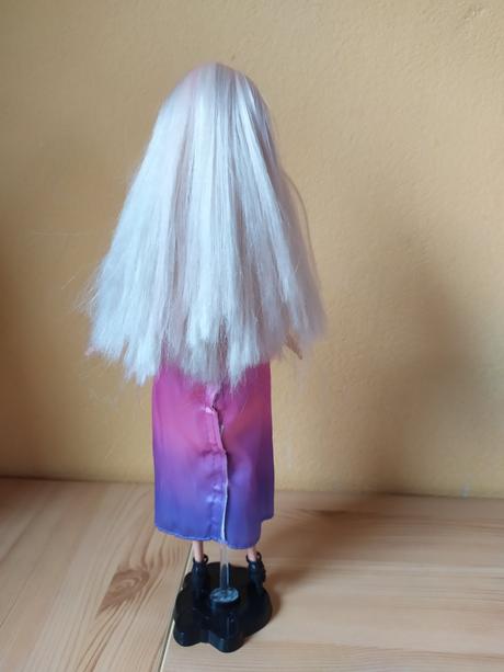 Barbie salon surprise, 