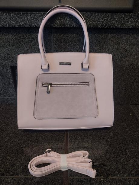 Nová kabelka, lara bags