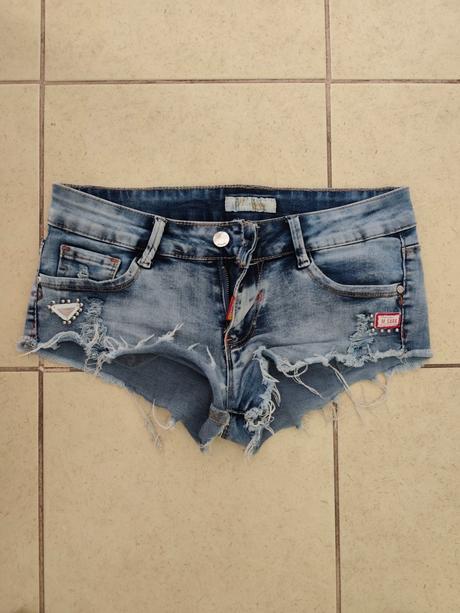 Kratasy, 28