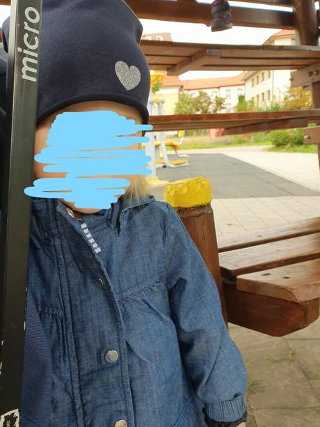 B1690 čiapka, srdiečko, 80