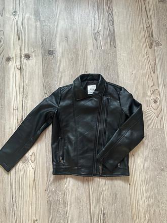 Koženka, sinsay,134