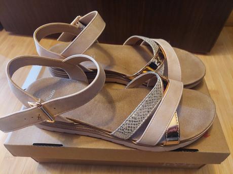 Sandálky baťa vel. 39, baťa,39