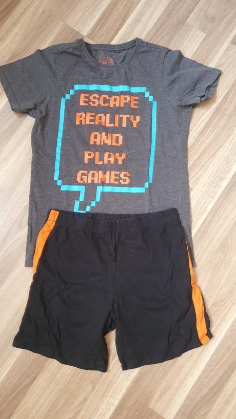 Pyžamko escape reality, reserved,146