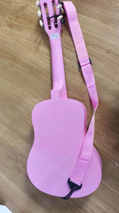 Dievčenská gitara, 