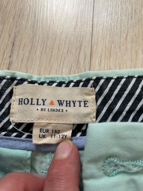 Látkové kraťasy, lindex,152