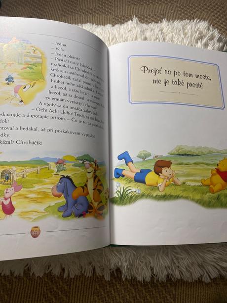 Macko puf rozprávky zo stoakrového lesa walt disne, 