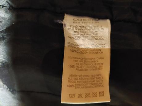 Dámska bunda s kapucňou, m