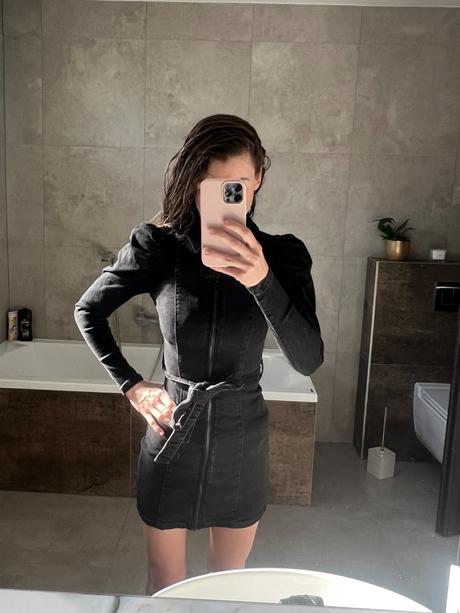 Krásne čierne riflové šaty bershka xxs, bershka,xs