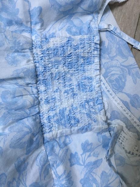 Luxusné pyžamko s čipkou, marks & spencer,42