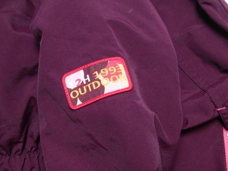 Kvalitna lyziarska bunda s odonimatelnou kapucnou, 92