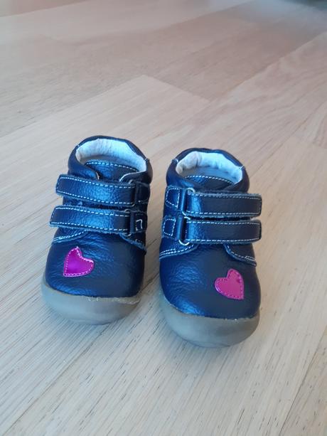 Prve topanocky, rose et chocolat,22