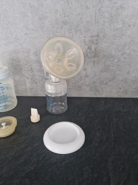 Manualna odsavacka avent, 