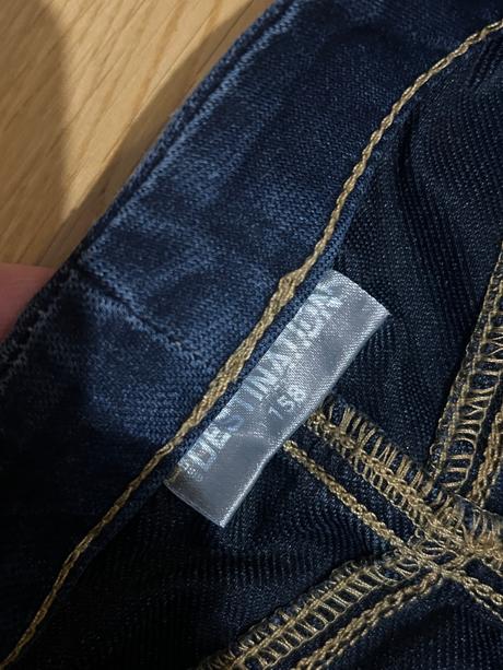 Dievcenske leginy, 158