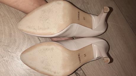 Lakovky lasocki, lasocki,37