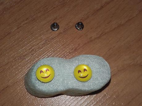 Náušnice emotikon - rôzne druhy,