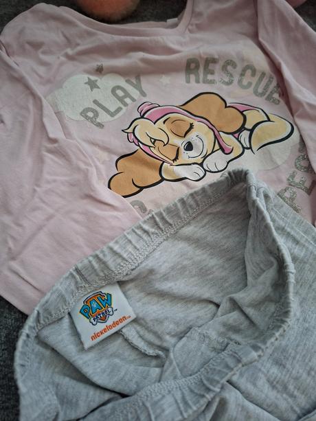 Pyzamka č.98, disney,98